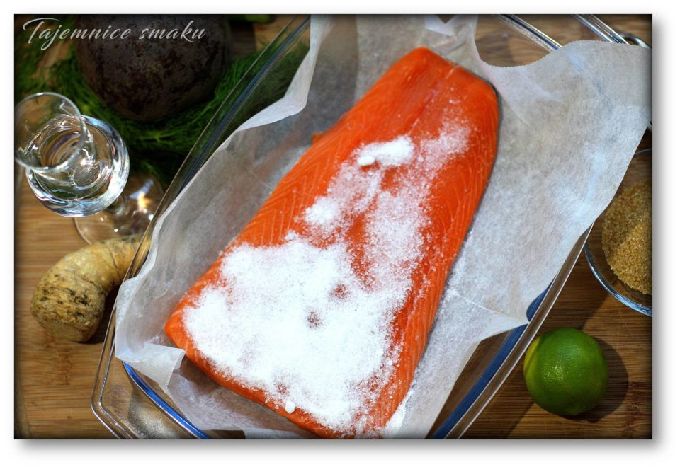 gravlax-w-buraczkach-marynowany-surowy-losos