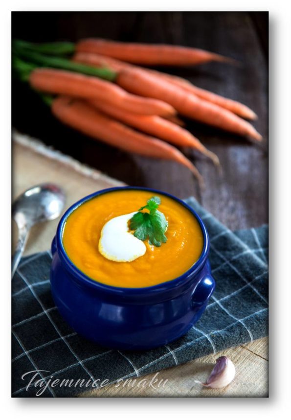 zupa-krem-z-marchewki-z-imbirem-i-mleczkiem-kokosowym