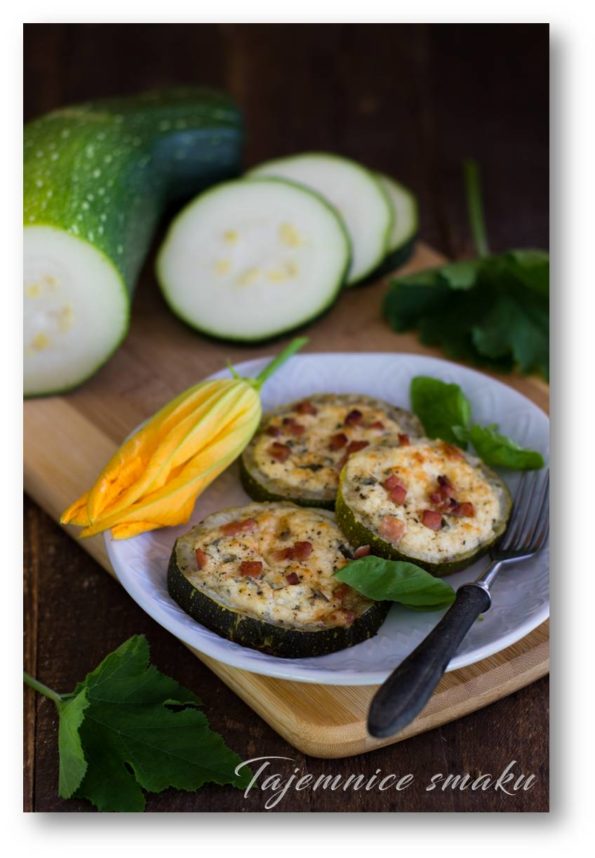 stuffed-zucchini-slices-ricotta-parmesan-cheese-and-smoked-bacon