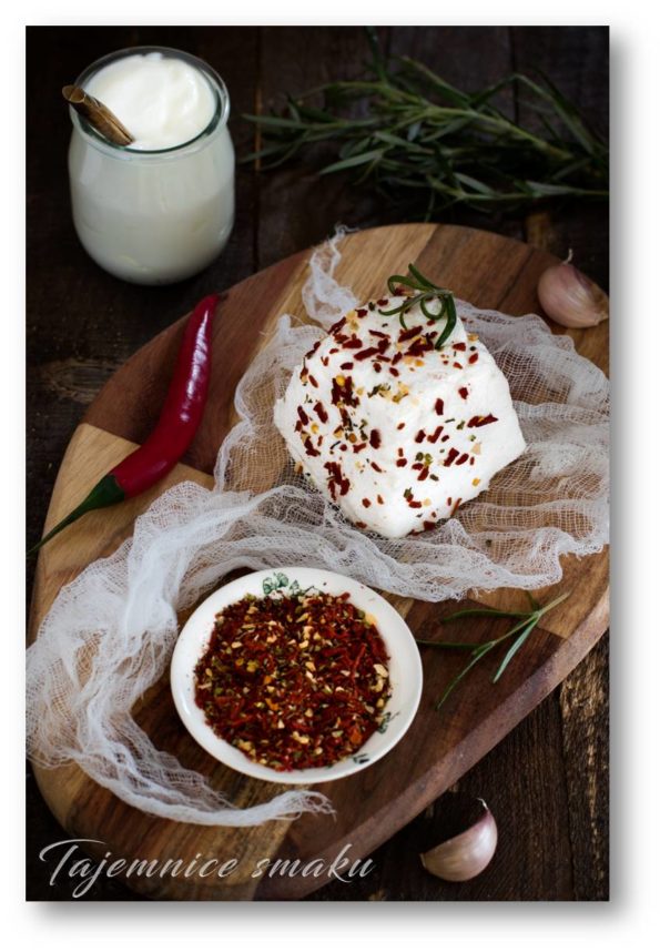 herbal-labneh-with-natural-yoghurt-and-goat-milk-cheese