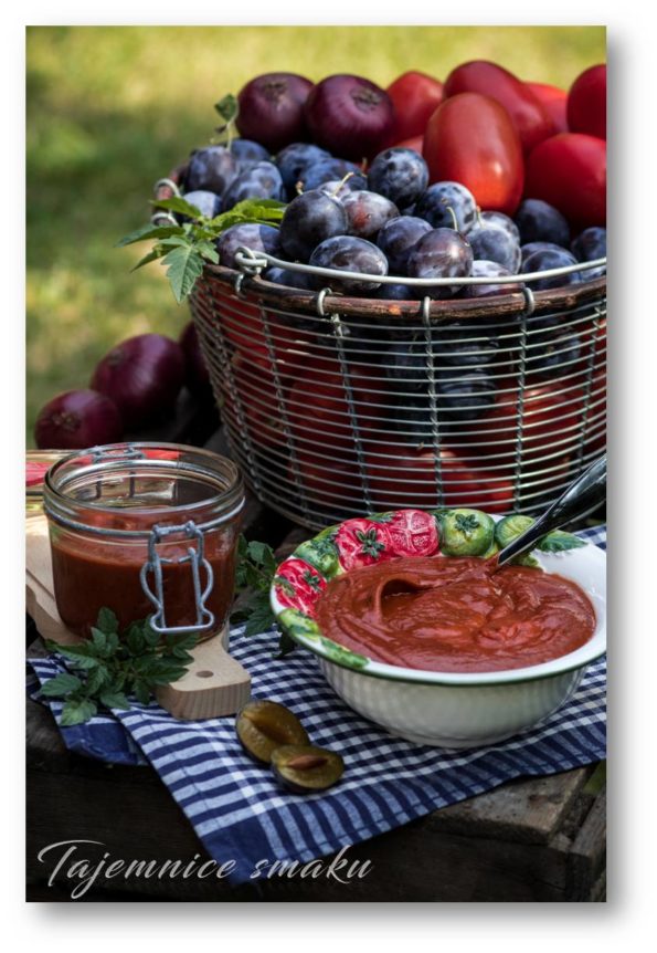 home-made-tomato-bbq-sauce-with-plums