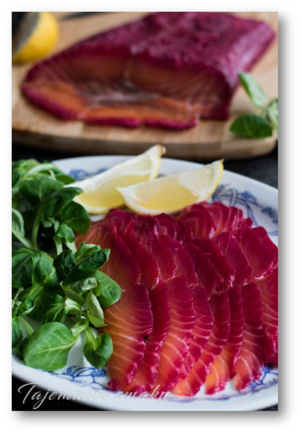 gravlax-marynowany-surowy-losos-z-buraczkami-i-wasabi