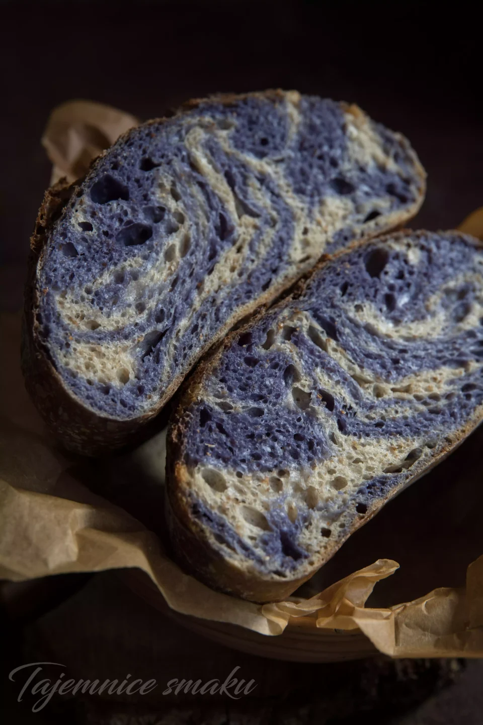 kolorowy chleb niebieskie ciasto klitoria