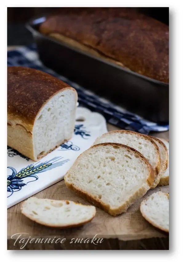 chleb-tostowy-na-zakwasie-pain-de-mie-sandwich-bread