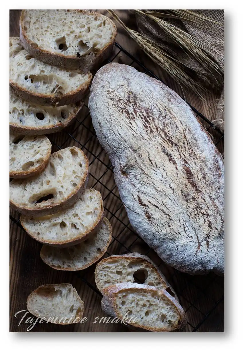 ciabatta-rustykalna-domowe-wloskie-pszenne-pieczywo