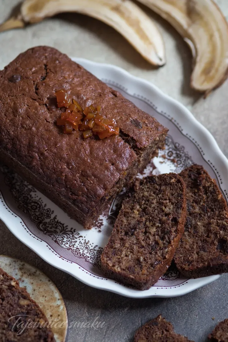 Ciasto chlebek bananowy z czekoladą i pomarańczą